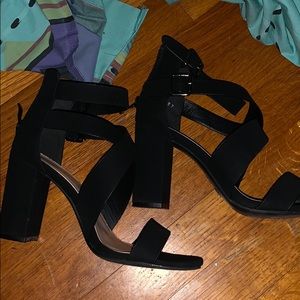 Top moda strappy chunky black heels *size 7*